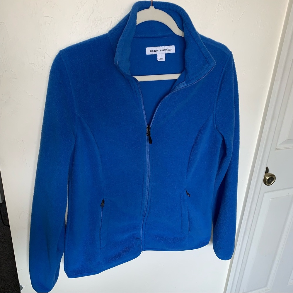 Amazon Essentials Fleece - Picture 2 of 4
